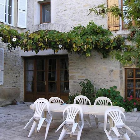 Le Clos Du Merry Joux-la-Ville Buitenkant foto